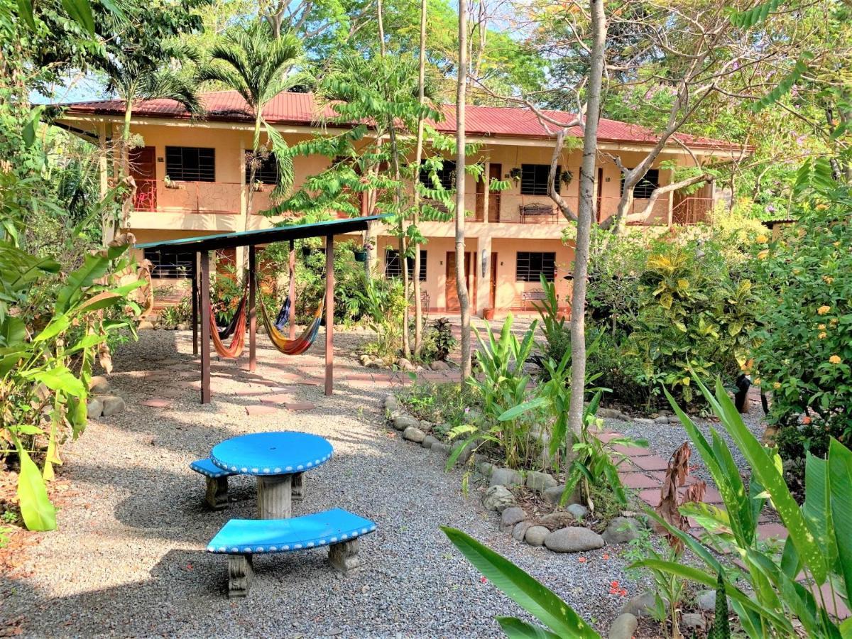 Hotel Tropical Sands Dominical Exteriör bild