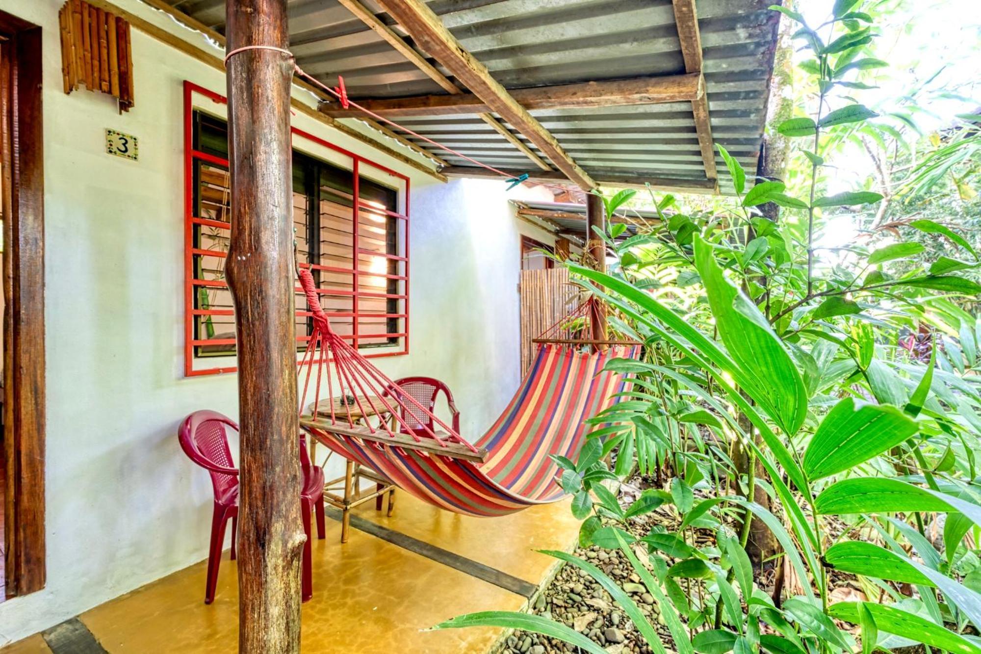 Hotel Tropical Sands Dominical Exteriör bild