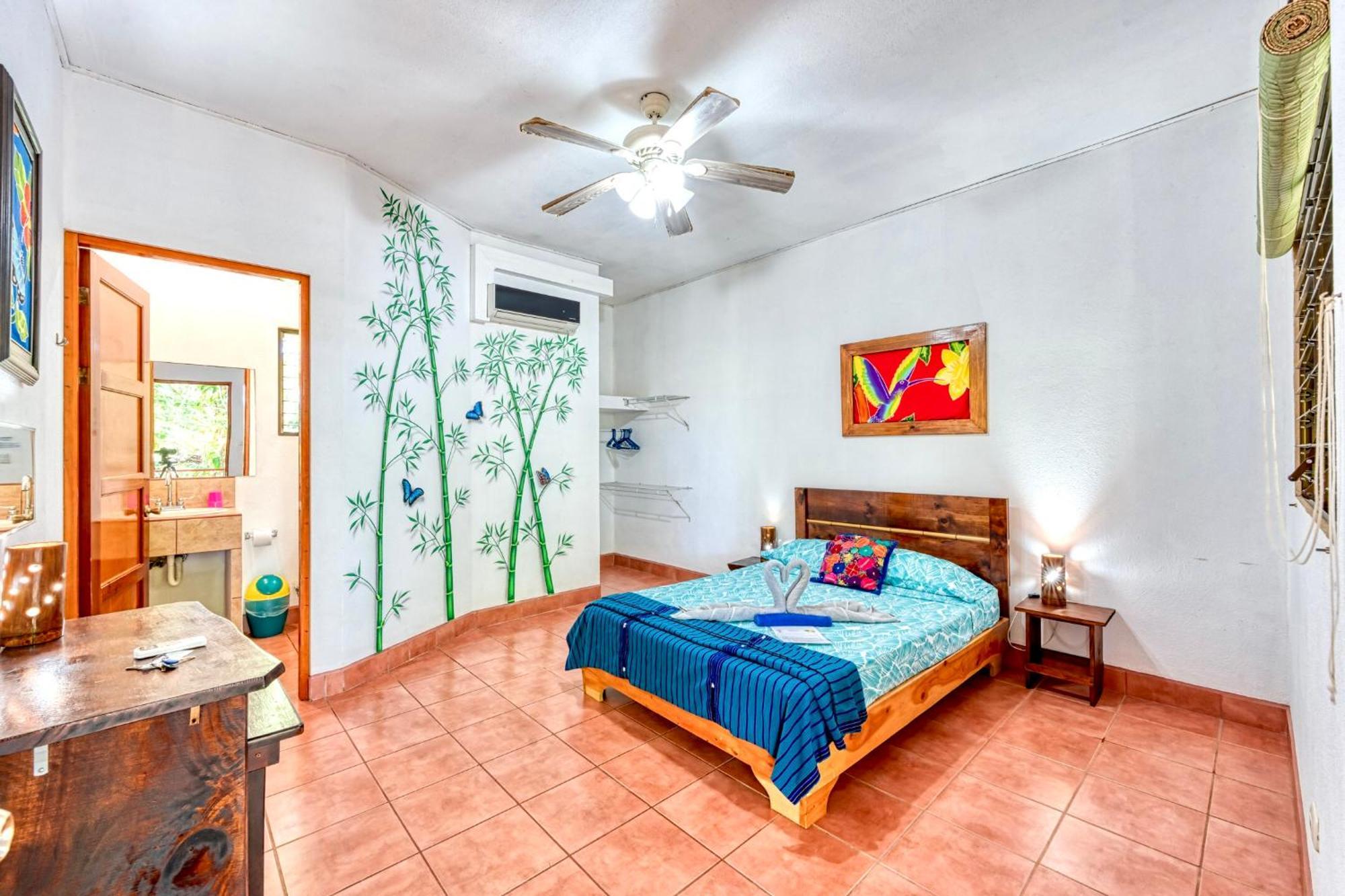 Hotel Tropical Sands Dominical Exteriör bild