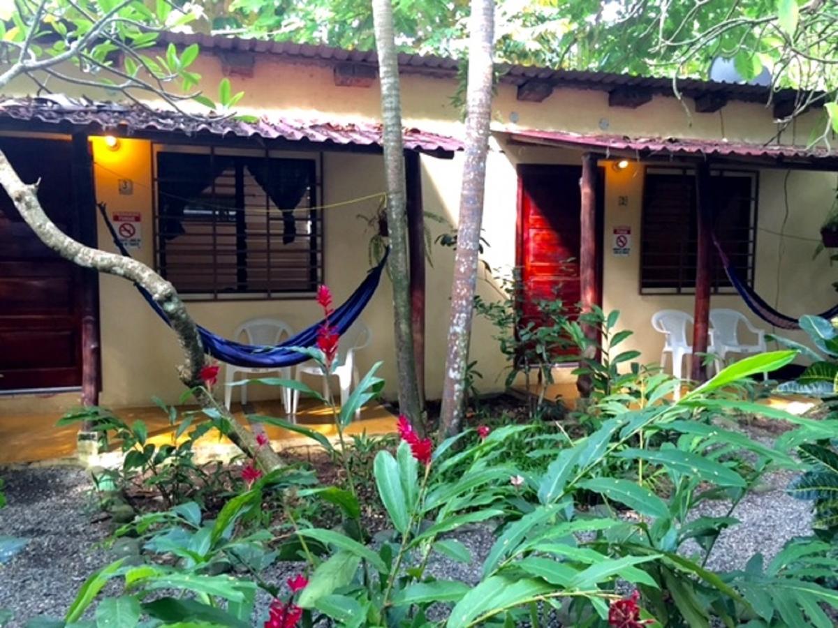 Hotel Tropical Sands Dominical Exteriör bild