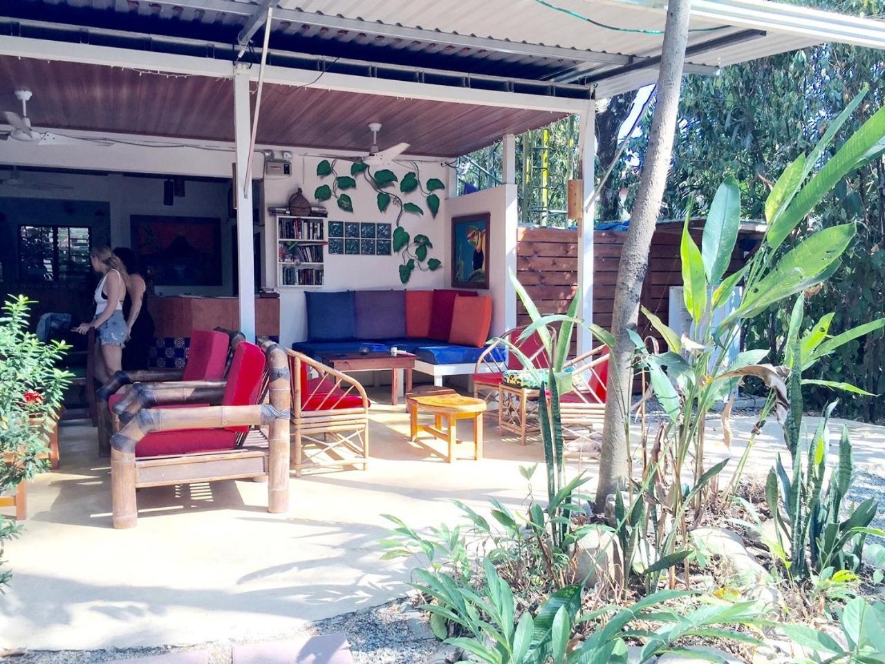Hotel Tropical Sands Dominical Exteriör bild